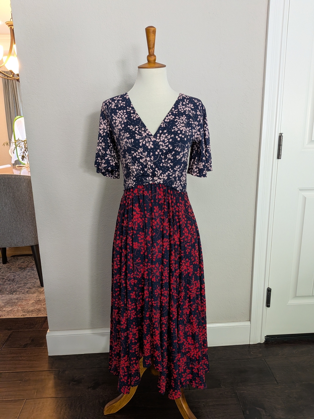 Boden Floral V-Neck Midi Dress in Navy, Pink And Red